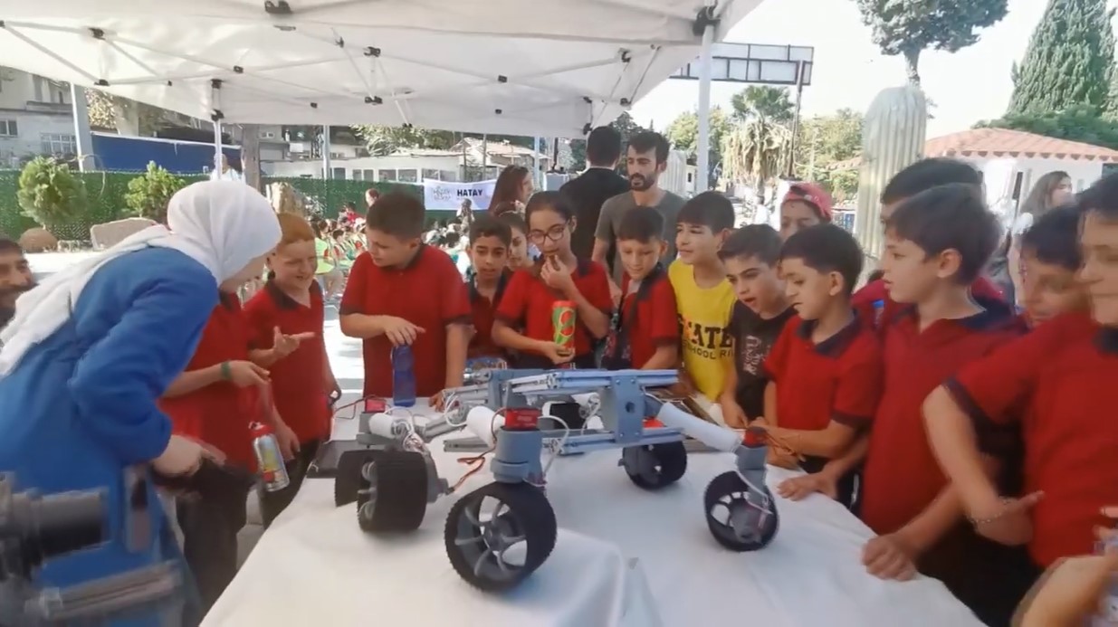 Herod Bilim ile Aydınlanıyor 2. Bilim şenliklerimiz coşkuyla başladı.